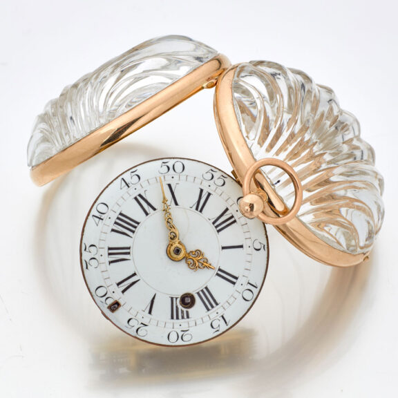 Extraordinary gold French shell-shaped form watch Circa 1760 Extraordinary gold French shell-shaped form watch Circa 1760