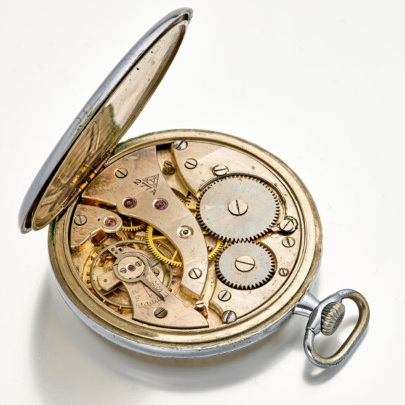 Dutch nickel-chrome keyless lever pocket watch Circa 1930 Dutch nickel-chrome keyless lever pocket watch Circa 1930