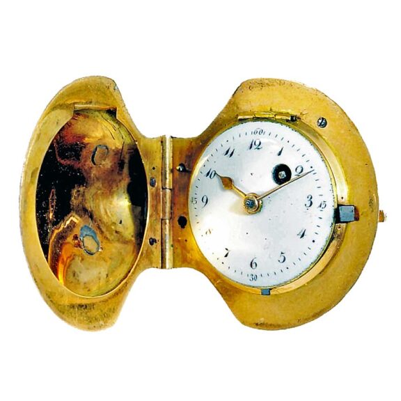 Swiss fine, small shell shaped gold enamel watch Circa 1830 Swiss fine, small shell shaped gold enamel watch Circa 1830
