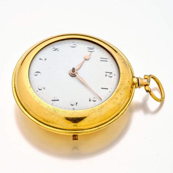 English silver-gilt pair-cased verge pocket watch Circa 1805 English silver-gilt pair-cased verge pocket watch Circa 1805