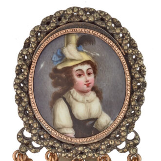 A Swiss gold repeating verge with gold chatelaine Circa 1770