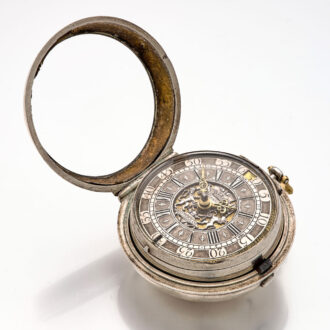 Interesting Dutch watch with date and champlevé dial Circa 1710 Interesting Dutch watch with date and champlevé dial Circa 1710
