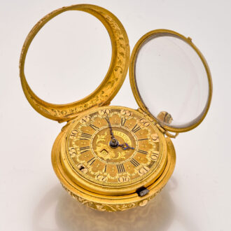 Splendid Dutch 22K gold repoussé watch with date Circa 1740