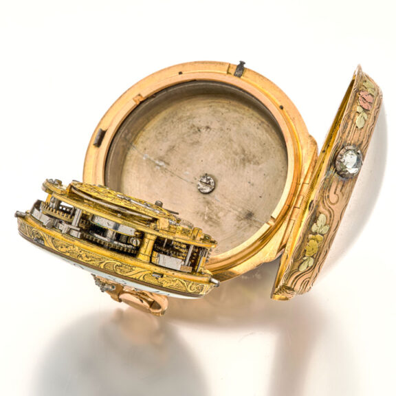 French attractive multi-coloured gold repeating watch Circa 1760 French attractive multi-coloured gold repeating watch Circa 1760