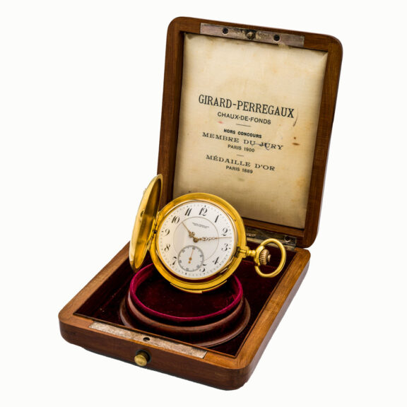 Swiss yellow gold hunting cased minute repeater Circa 1900 Swiss yellow gold hunting cased minute repeater Circa 1900