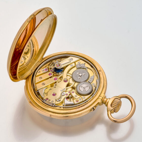 Fine Swiss 18K gold minute repeating keyless watch Circa 1900 Fine Swiss 18K gold minute repeating keyless watch Circa 1900