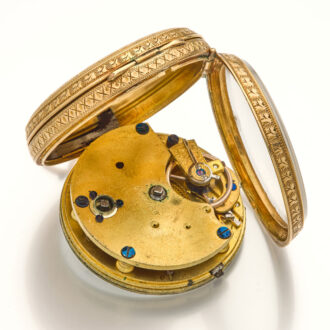 English 18 carat gold engraved lever pocket watch Circa 1860