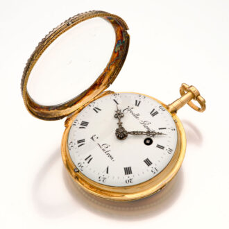 Beautifully Swiss decorated multi-coloured gold verge Circa 1800