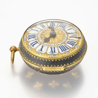 French oignon verge watch in leather-covered case Circa 1710