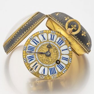 French oignon verge watch in leather-covered case Circa 1710
