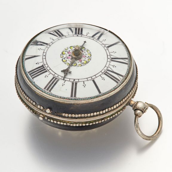French black copper watch with central winding Circa 1685 French black copper watch with central winding Circa 1685