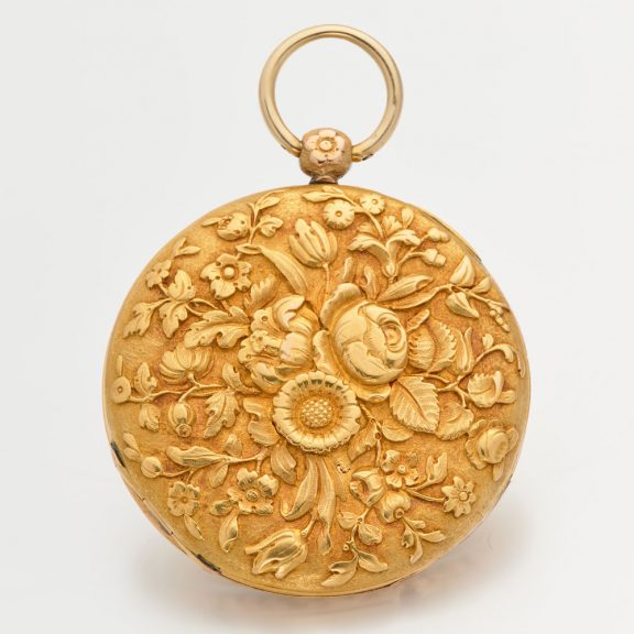 Charming French gold watch with high relief repoussé Circa 1835 Charming French gold watch with high relief repoussé Circa 1835