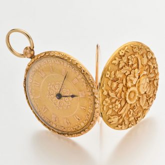 Charming French gold watch with high relief repoussé Circa 1835