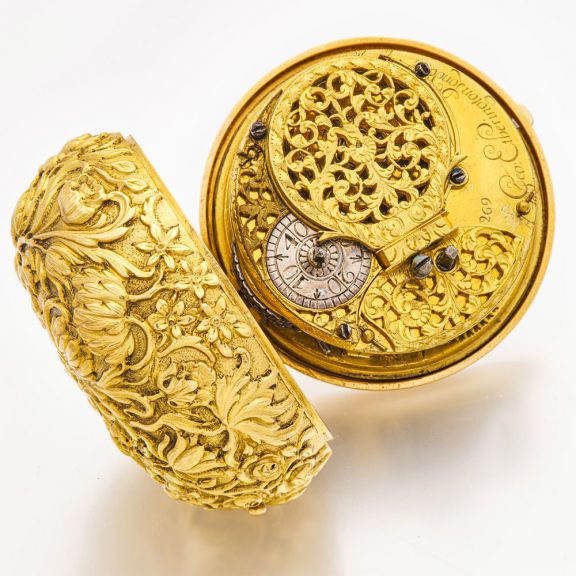 Exquisite English gold watch with floral decoration Circa 1690 Exquisite English gold watch with floral decoration Circa 1690