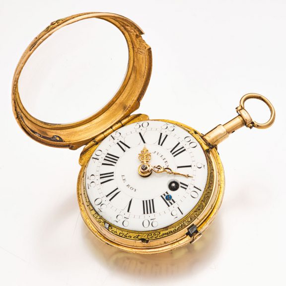 French attractive multi-coloured gold repeating watch Circa 1760 French attractive multi-coloured gold repeating watch Circa 1760