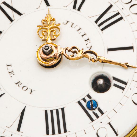 French attractive multi-coloured gold repeating watch Circa 1760 French attractive multi-coloured gold repeating watch Circa 1760