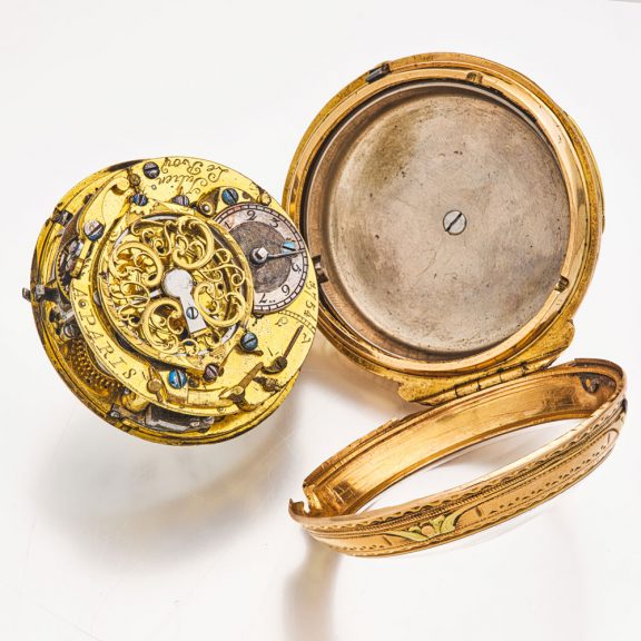 French attractive multi-coloured gold repeating watch Circa 1760 French attractive multi-coloured gold repeating watch Circa 1760
