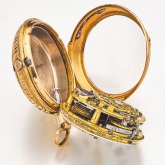 French attractive multi-coloured gold repeating watch Circa 1760