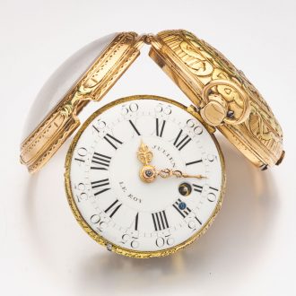 French attractive multi-coloured gold repeating watch Circa 1760
