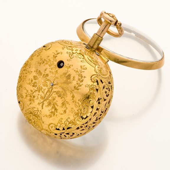 English 22 carat gold quarter repeating cylinder watch Circa 1760 English 22 carat gold quarter repeating cylinder watch Circa 1760
