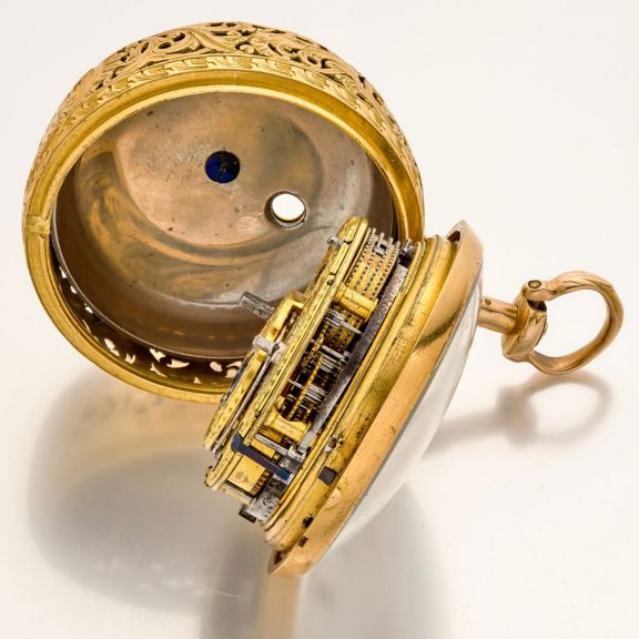 English 22 carat gold quarter repeating cylinder watch Circa 1760 English 22 carat gold quarter repeating cylinder watch Circa 1760