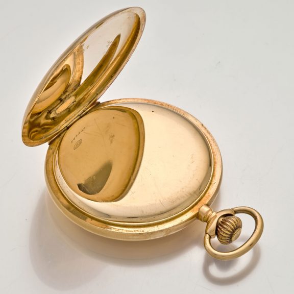 Swiss 14 carat gold hunting cased pocket watch Circa 1920 Swiss 14 carat gold hunting cased pocket watch Circa 1920