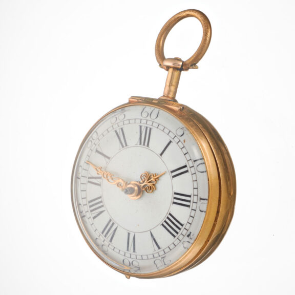 English gold verge in a chased and engraved case Circa 1770 English gold verge in a chased and engraved case Circa 1770