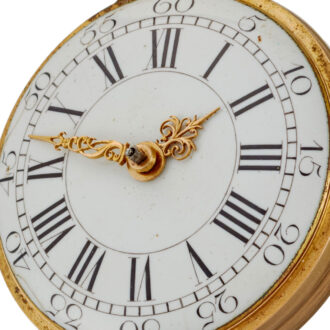 English gold verge in a chased and engraved case Circa 1770