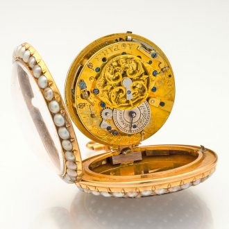 French 18 carat gold and enamel pocket watch Circa 1800