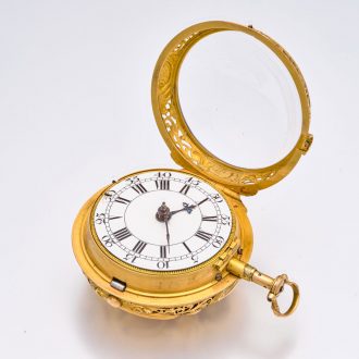 English 22K gold very early five minute repeater watch Circa 1710