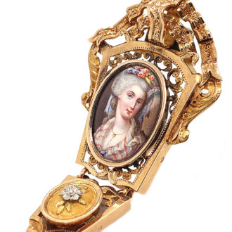 French four-coloured gold repoussé pocket watch Circa 1780 French four-coloured gold repoussé pocket watch Circa 1780