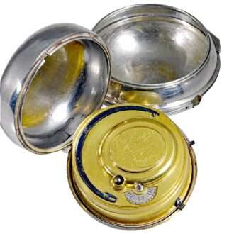 English pair cased pocket watch with centre seconds Circa 1770 English pair cased pocket watch with centre seconds Circa 1770