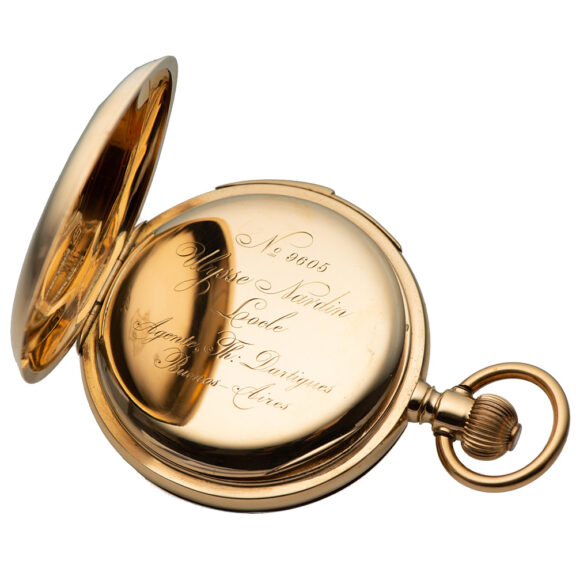 Swiss 18K gold hunting cased keyless pocket watch Circa 1900 Swiss 18K gold hunting cased keyless pocket watch Circa 1900