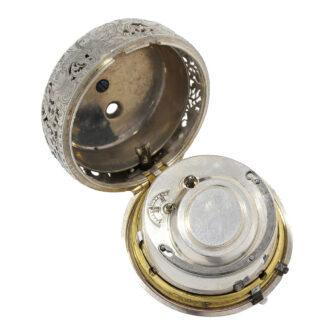 English verge pocket watch in crafted silver double-case Circa 1742 English verge pocket watch in crafted silver double-case Circa 1742