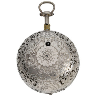 English verge pocket watch in crafted silver double-case Circa 1742 English verge pocket watch in crafted silver double-case Circa 1742