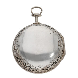 English verge pocket watch in crafted silver double-case Circa 1742 English verge pocket watch in crafted silver double-case Circa 1742
