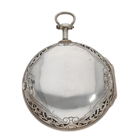 English verge pocket watch in crafted silver double-case Circa 1742 English verge pocket watch in crafted silver double-case Circa 1742