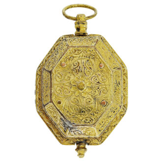 Rare gilt-metal octagonal verge neck clock Circa 1600 Rare gilt-metal octagonal verge neck clock Circa 1600