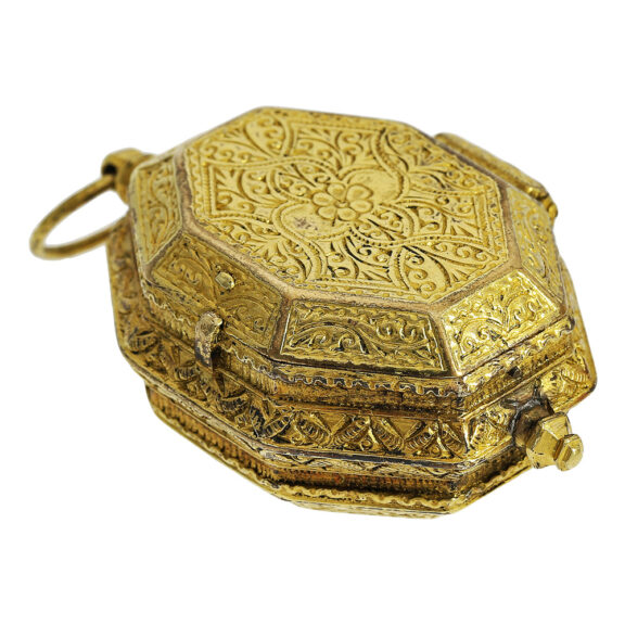 Rare gilt-metal octagonal verge neck clock Circa 1600 Rare gilt-metal octagonal verge neck clock Circa 1600