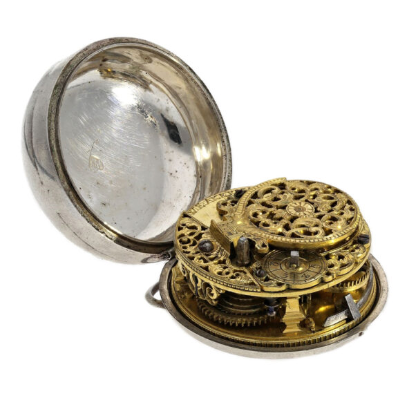 German pair-cased watch with repoussé decoration Circa 1750 German pair-cased watch with repoussé decoration Circa 1750