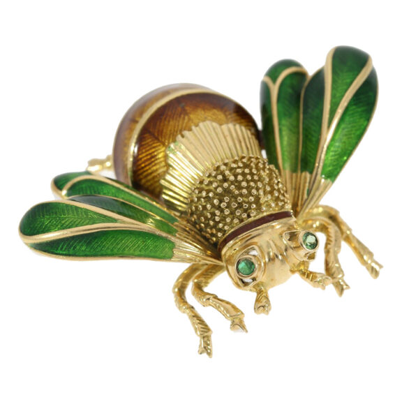 French gold and enamel watch in the form of a beetle Circa 1955 French gold and enamel watch in the form of a beetle Circa 1955