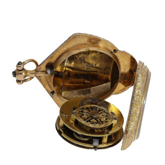 Rare 18K gold pendant watch in the shape of a shield Circa 1800