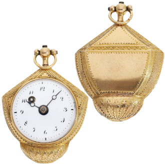 Rare 18K gold pendant watch in the shape of a shield Circa 1800