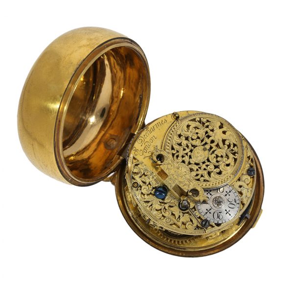English verge pocket watch in a tortoiseshell case Circa 1700 English verge pocket watch in a tortoiseshell case Circa 1700