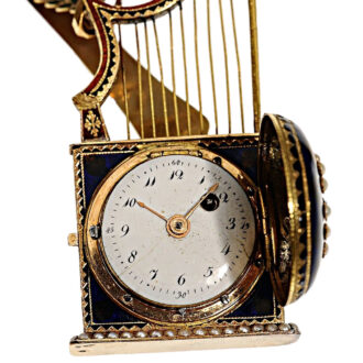 Rare Swiss pendant watch in the form of a harp Circa 1820
