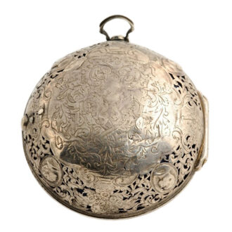 Dutch self strike watch with day and night indicator Circa 1690