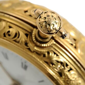 English gold repousée quarter repeating verge watch Circa 1750 English gold repousée quarter repeating verge watch Circa 1750
