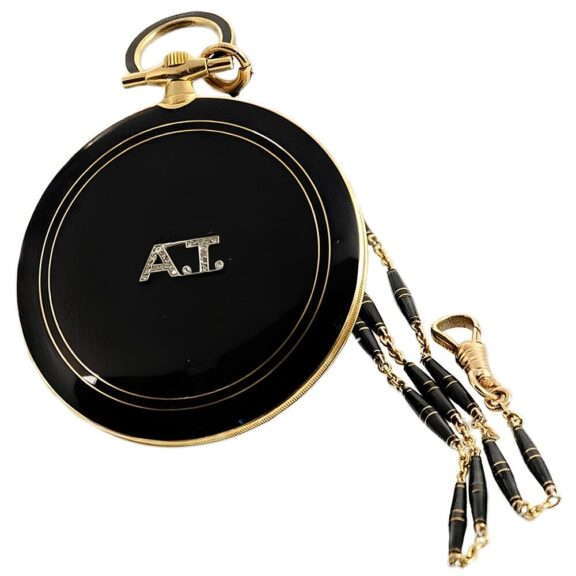 French thin Art déco gold enamel pocket watch Circa 1920 French thin Art déco gold enamel pocket watch Circa 1920