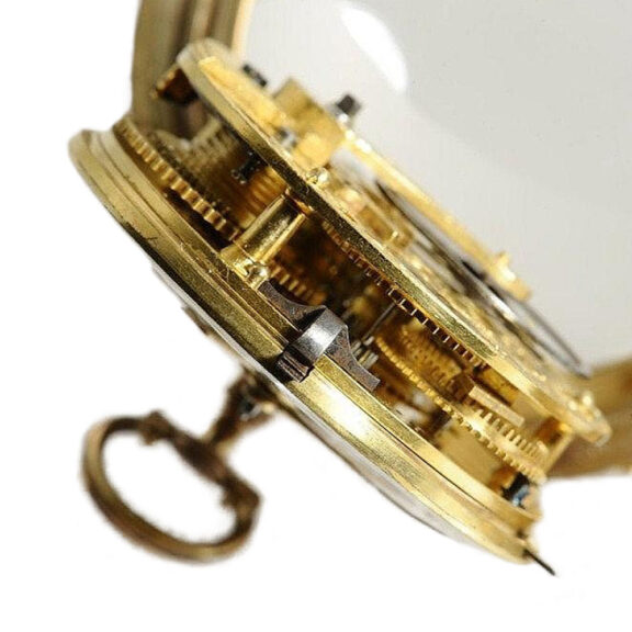 English remarkable watch with centre seconds Circa 1780 English remarkable watch with centre seconds Circa 1780