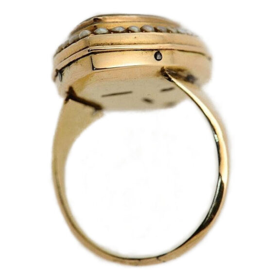 Swiss extraordinary navette shaped ring watch Circa 1850 Swiss extraordinary navette shaped ring watch Circa 1850